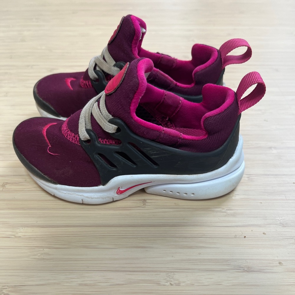 EUC Nike Little Presto "Sangria/Pink Prime/White" Toddler Girls' Shoe